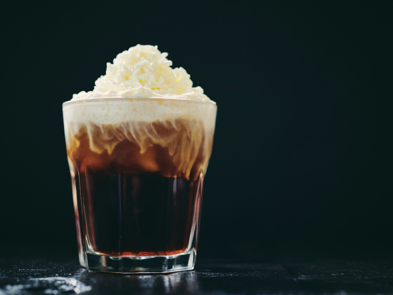 Caff&egrave; con la panna