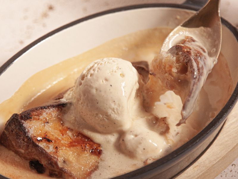 Receta de torrija de panettone para sorprender en Navidad