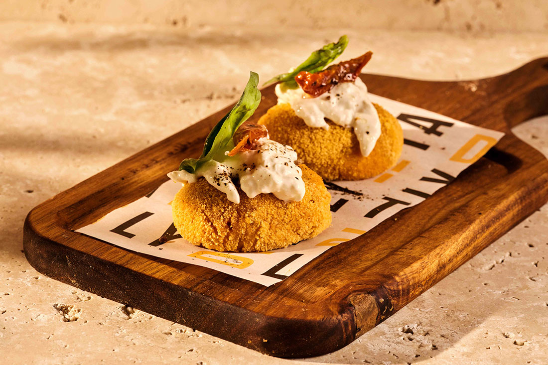 Crocchetta di risotto alla ‘nduja e stracciatella al forno