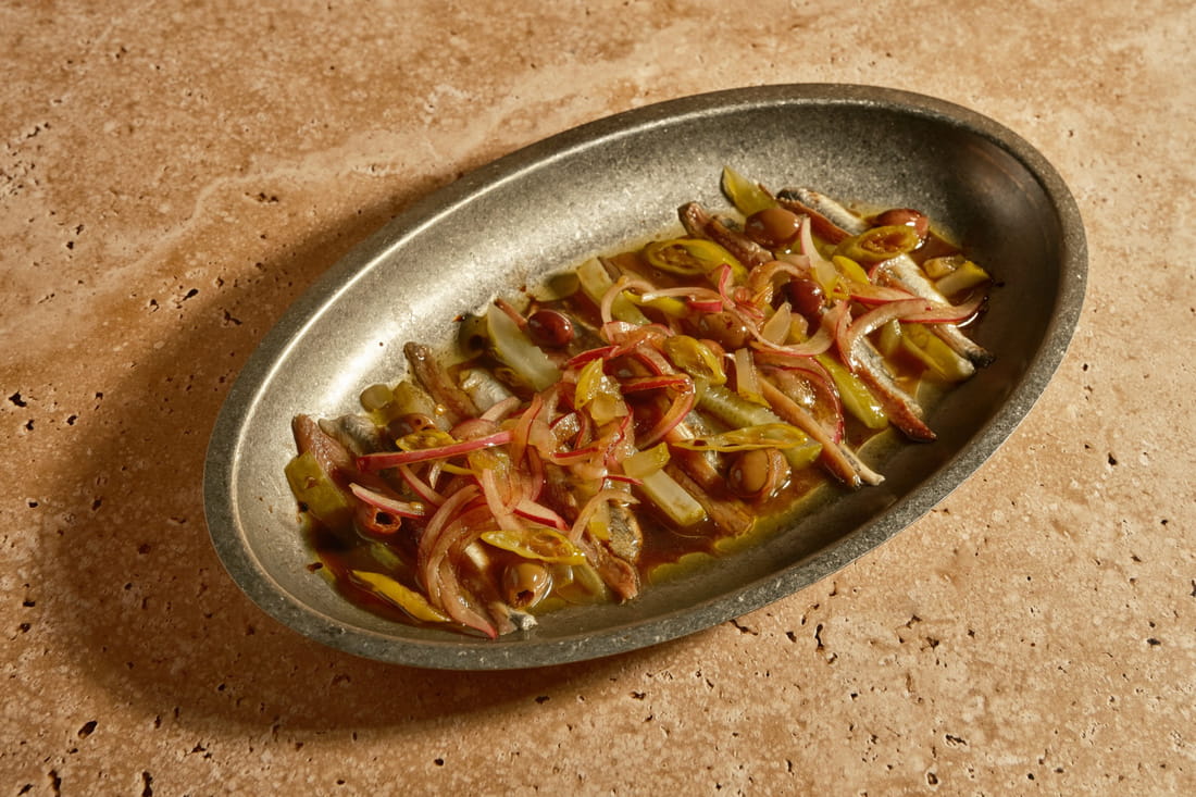 Il matrimonio di red and white anchovies